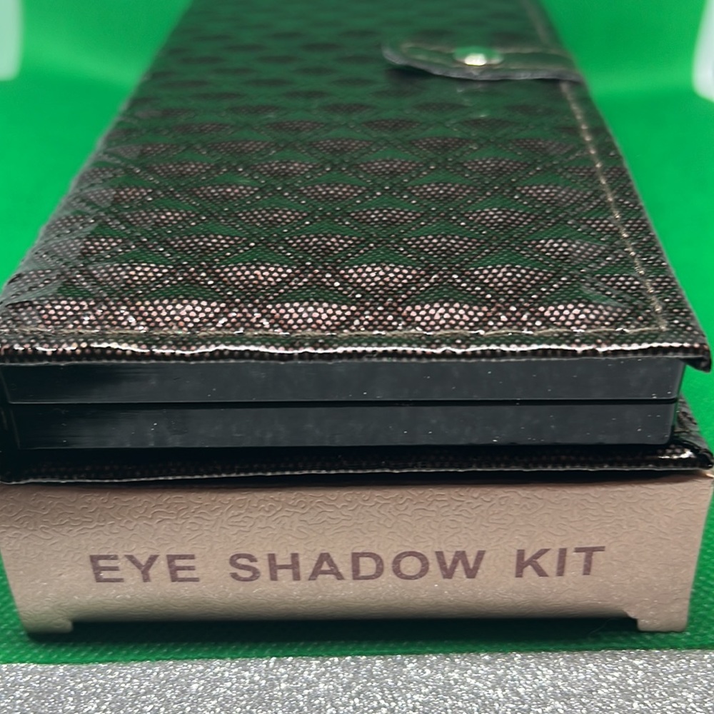 New Rôle Rôse EYE SHADOW KIT - Picture 4 of 5